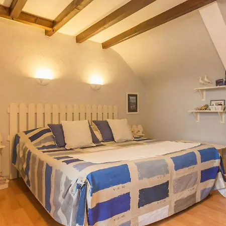 Chambre Confortable Avec Climatisation - Fr-1-306-1253